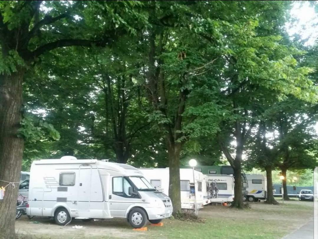 Camping No Stress Hotel Como Exterior photo